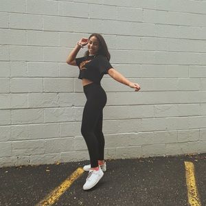 Meet your Posher, Meredith